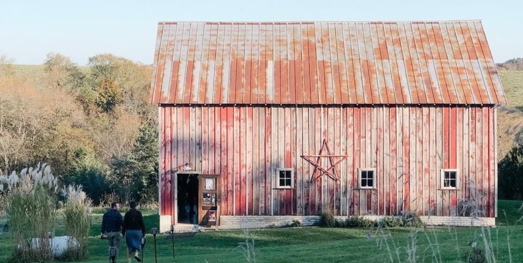 barn