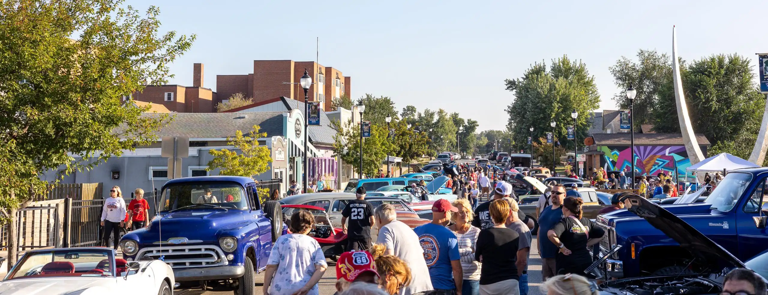 crowd at classic car show in marshalltown iowa